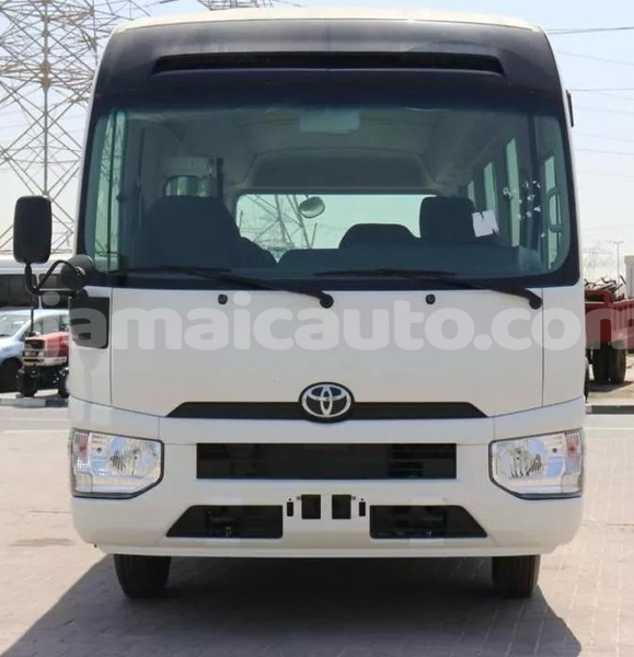Big with watermark toyota coaster kingston kingston 5677