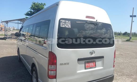 Buy Used Toyota Hiace Silver Car in Falmouth in Trelawney Buy Used Toyota Hiace Silver Car in Falmouth in Trelawney