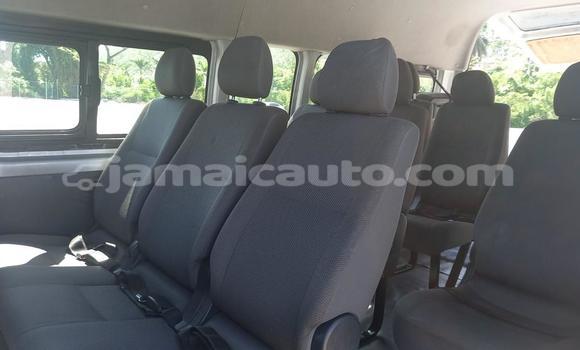 Buy Used Toyota Hiace Silver Car in Falmouth in Trelawney Buy Used Toyota Hiace Silver Car in Falmouth in Trelawney