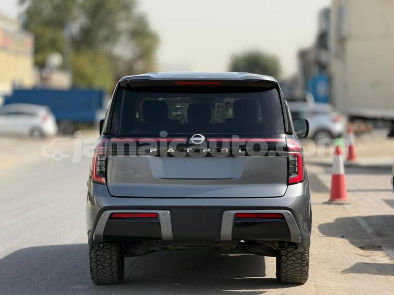 Big with watermark nissan patrol clarendon import dubai 5679