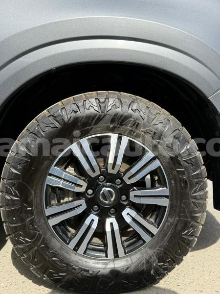 Big with watermark nissan patrol clarendon import dubai 5679