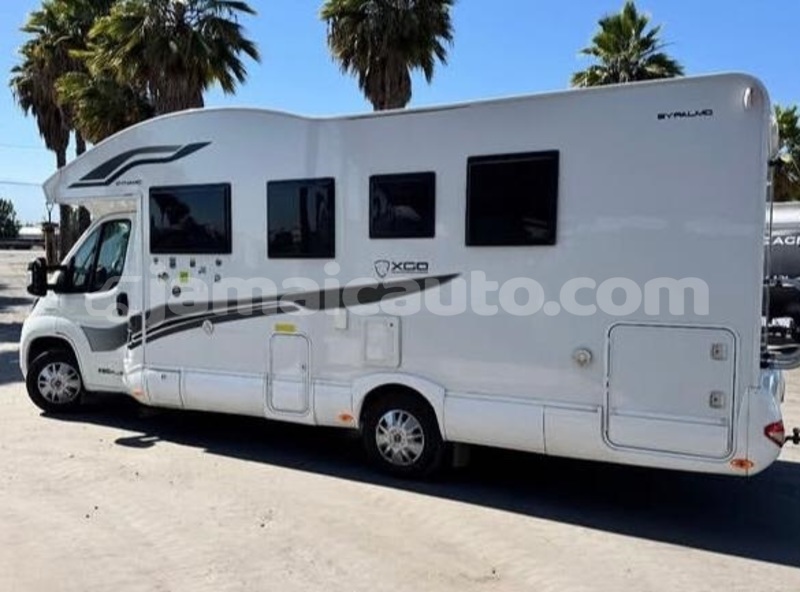 Big with watermark fiat 900t kingston kingston 5681