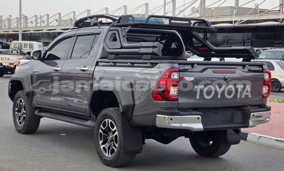 Buy Used Toyota Hilux Black Car in Import - Dubai in Clarendon Buy Used Toyota Hilux Black Car in Import - Dubai in Clarendon