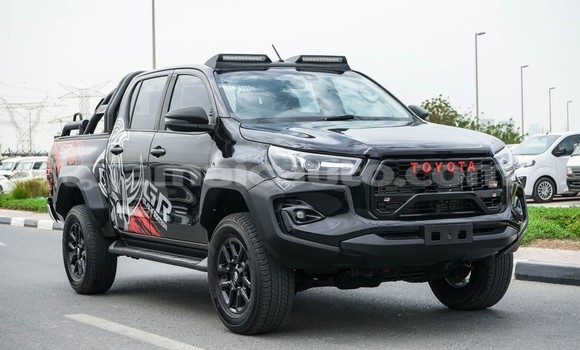 Buy Used Toyota Hilux Black Car in Import - Dubai in Clarendon Buy Used Toyota Hilux Black Car in Import - Dubai in Clarendon