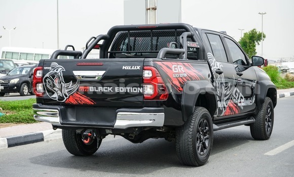 Buy Used Toyota Hilux Black Car in Import - Dubai in Clarendon Buy Used Toyota Hilux Black Car in Import - Dubai in Clarendon