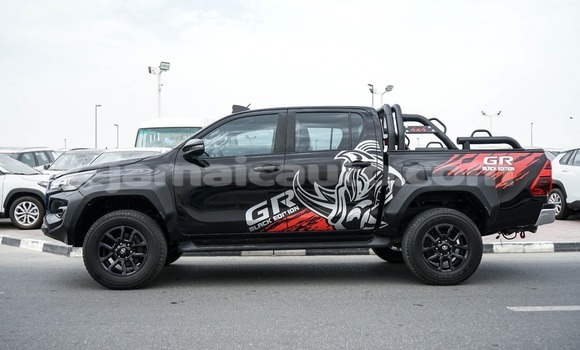 Buy Used Toyota Hilux Black Car in Import - Dubai in Clarendon Buy Used Toyota Hilux Black Car in Import - Dubai in Clarendon