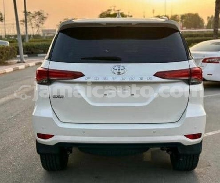 Big with watermark toyota fortuner kingston kingston 5689
