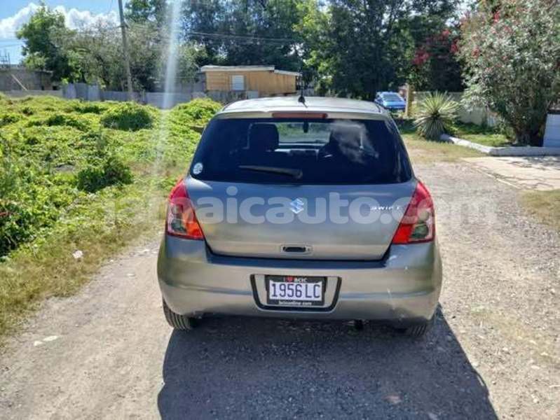 Big with watermark suzuki swift kingston kingston 5700