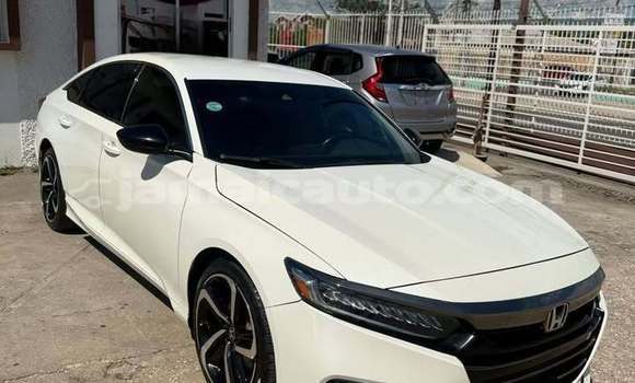 Buy Used Honda Accord White Car in Falmouth in Trelawney