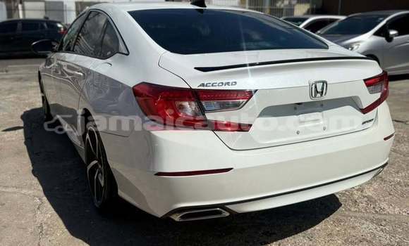 Buy Used Honda Accord White Car in Falmouth in Trelawney Buy Used Honda Accord White Car in Falmouth in Trelawney