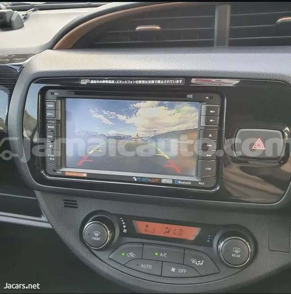 Big with watermark toyota vitz clarendon import dubai 5719