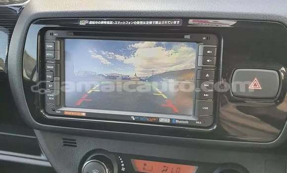 Buy Used Toyota Vitz White Car in Import - Dubai in Clarendon Buy Used Toyota Vitz White Car in Import - Dubai in Clarendon