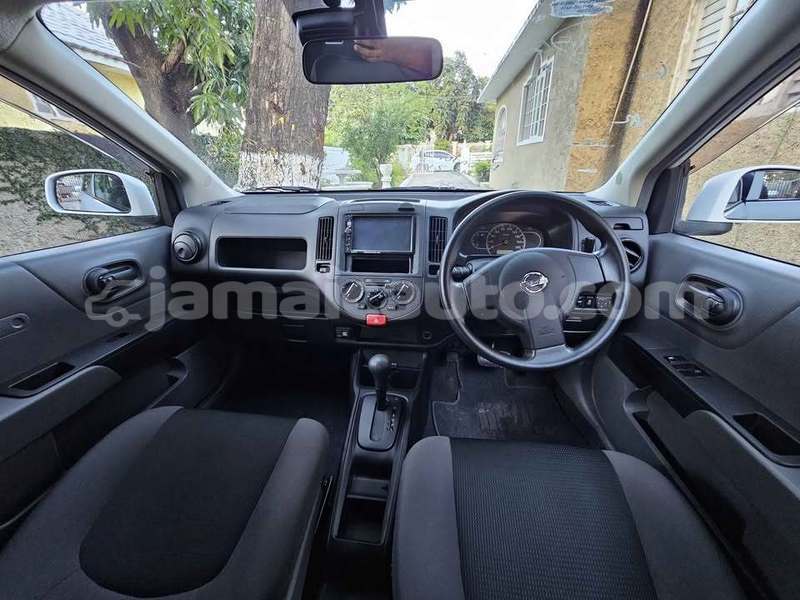 Big with watermark nissan ad manchester mandeville 5721