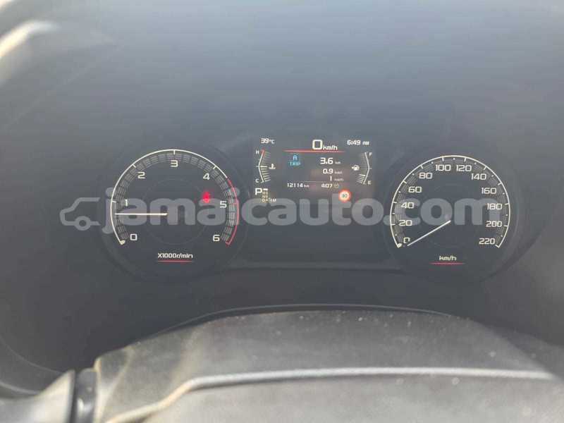 Big with watermark isuzu d max clarendon import dubai 5730