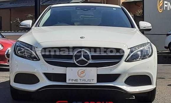 Buy Used Mercedes-Benz 200 White Car in Kingston in Kingston Buy Used Mercedes-Benz 200 White Car in Kingston in Kingston