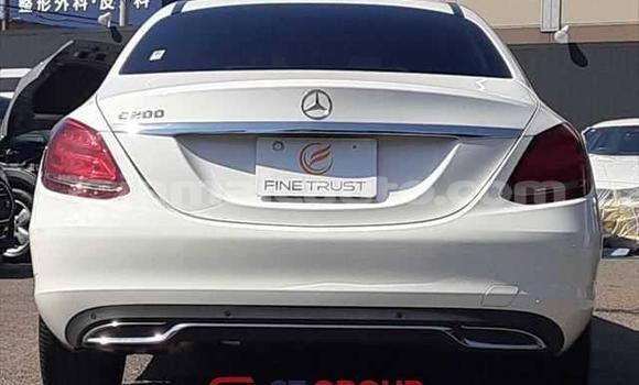 Buy Used Mercedes-Benz 200 White Car in Kingston in Kingston Buy Used Mercedes-Benz 200 White Car in Kingston in Kingston
