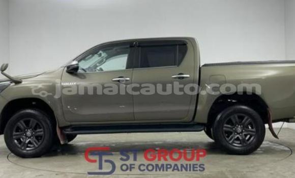 Buy Used Toyota Hilux Green Car in Kingston in Kingston Buy Used Toyota Hilux Green Car in Kingston in Kingston