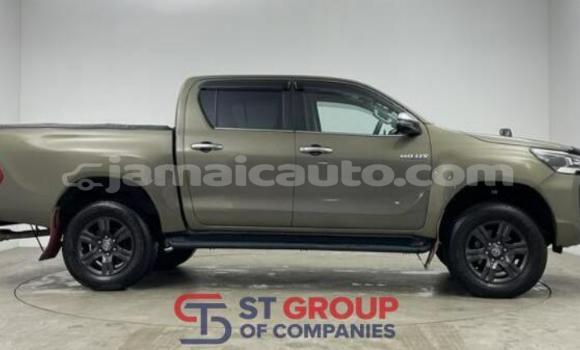 Buy Used Toyota Hilux Green Car in Kingston in Kingston Buy Used Toyota Hilux Green Car in Kingston in Kingston