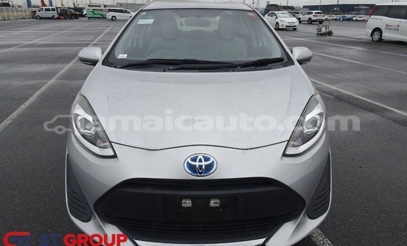 Buy Used Toyota Aqua Silver Car in Kingston in Kingston Buy Used Toyota Aqua Silver Car in Kingston in Kingston