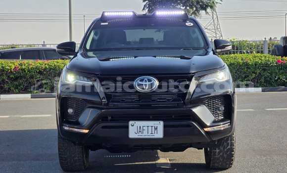 Acheter Occasion Voiture Toyota Fortuner Noir à Import - Dubai, Clarendon
