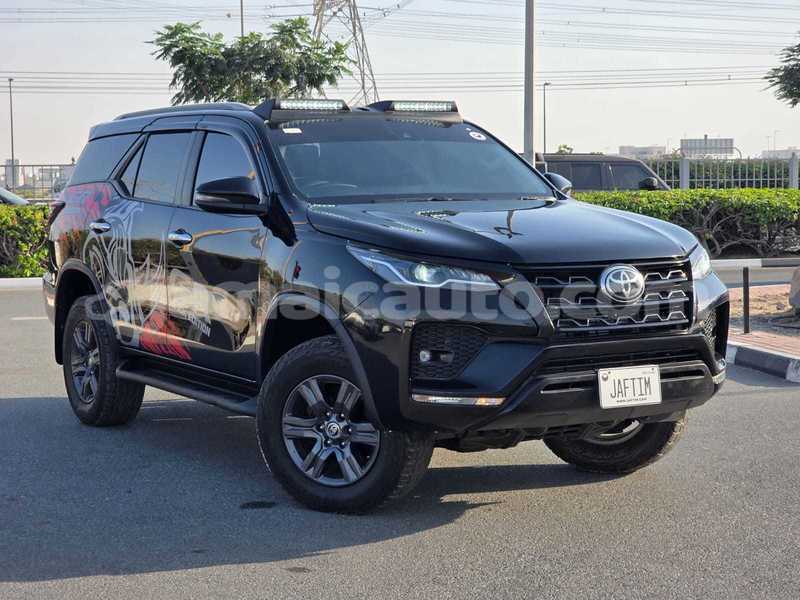 Big with watermark toyota fortuner clarendon import dubai 5737