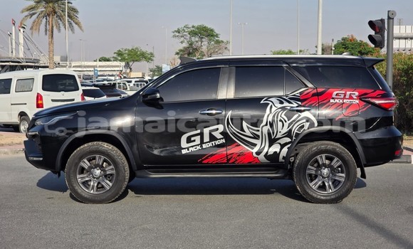 Acheter Occasion Voiture Toyota Fortuner Noir à Import - Dubai, Clarendon Acheter Occasion Voiture Toyota Fortuner Noir à Import - Dubai, Clarendon