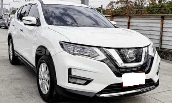Acheter Occasion Voiture Nissan X–Trail Blanc à Kingston, Kingston Acheter Occasion Voiture Nissan X–Trail Blanc à Kingston, Kingston