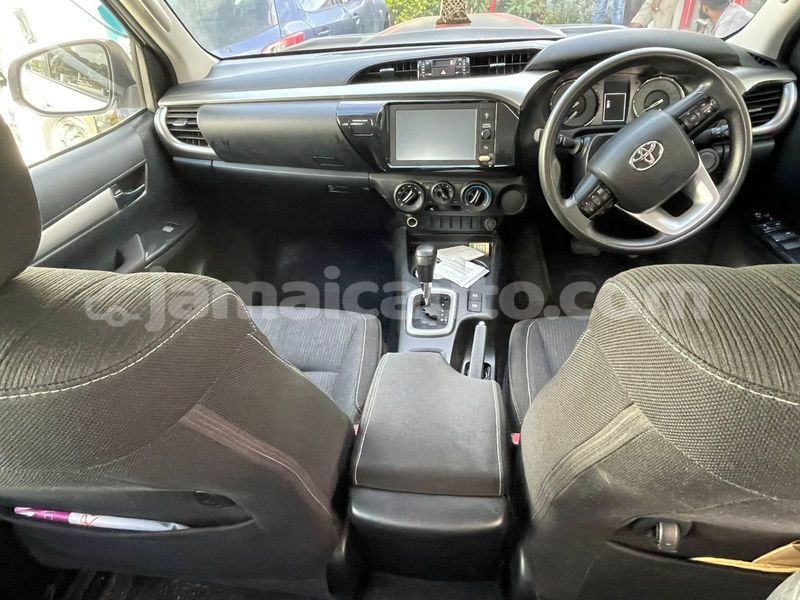 Big with watermark toyota hiluxe revo kingston kingston 5746