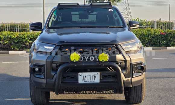 Buy Used Toyota Hilux Black Car in Import - Dubai in Clarendon