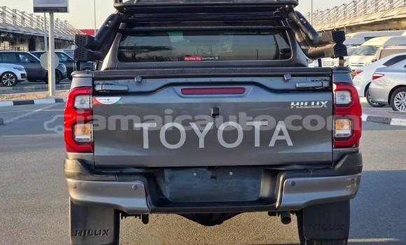Acheter Occasion Voiture Toyota Hilux Noir à Import - Dubai, Clarendon Acheter Occasion Voiture Toyota Hilux Noir à Import - Dubai, Clarendon