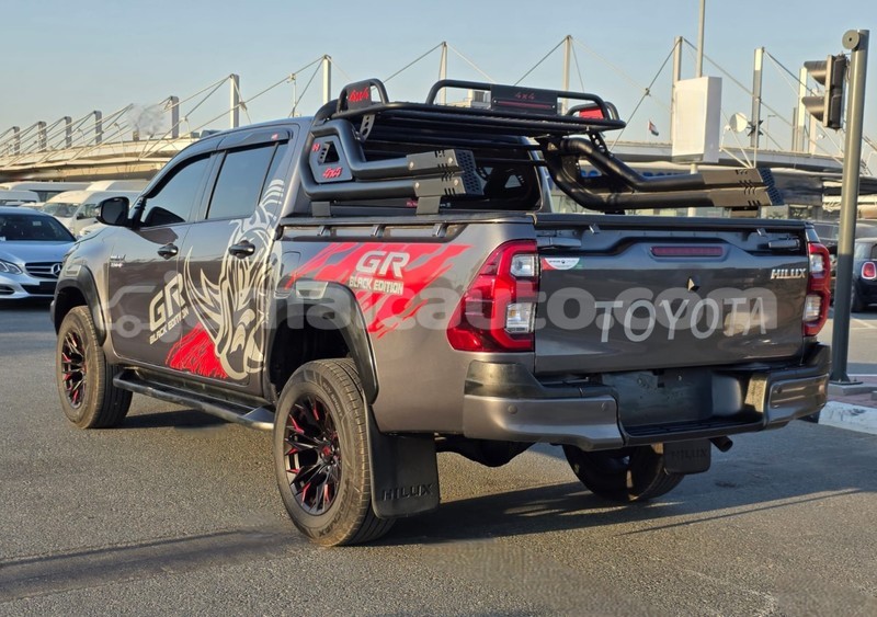 Big with watermark toyota hilux clarendon import dubai 5748