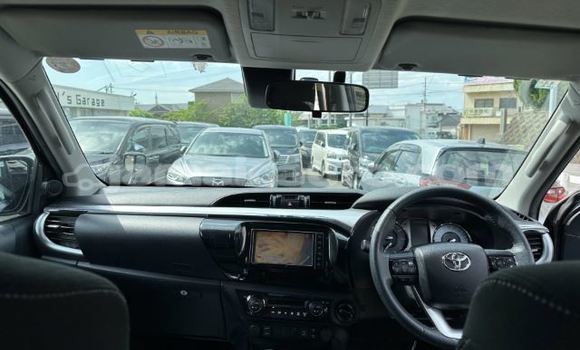 Acheter Occasion Voiture Toyota Hilux Noir à Kingston, Kingston Acheter Occasion Voiture Toyota Hilux Noir à Kingston, Kingston