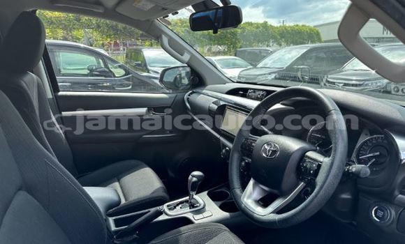 Acheter Occasion Voiture Toyota Hilux Noir à Kingston, Kingston Acheter Occasion Voiture Toyota Hilux Noir à Kingston, Kingston