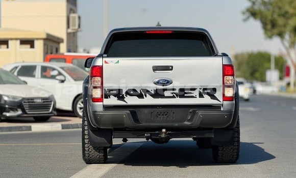 Acheter Occasion Voiture Ford Ranger Noir à Import - Dubai, Clarendon Acheter Occasion Voiture Ford Ranger Noir à Import - Dubai, Clarendon