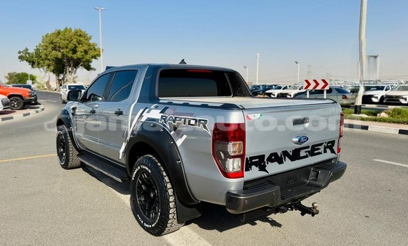 Acheter Occasion Voiture Ford Ranger Noir à Import - Dubai, Clarendon Acheter Occasion Voiture Ford Ranger Noir à Import - Dubai, Clarendon
