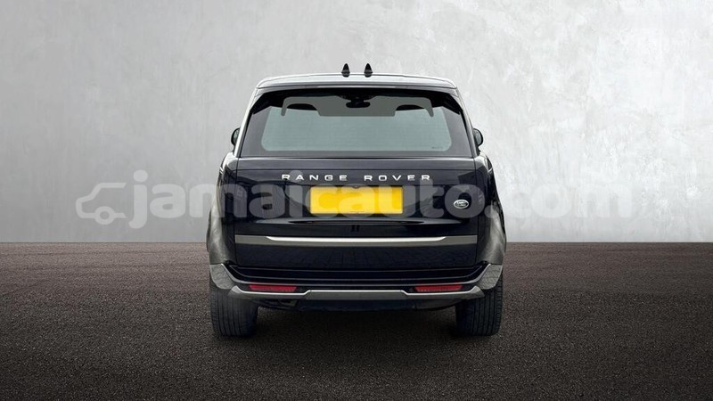 Big with watermark land rover range rover clarendon import dubai 5755