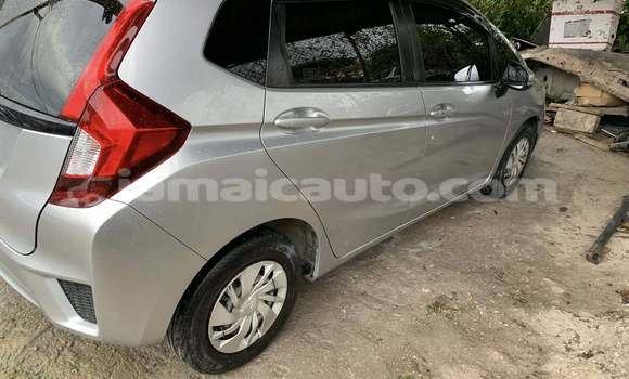 Buy Used Honda FIT Other Car in May Pen in Clarendon Buy Used Honda FIT Other Car in May Pen in Clarendon