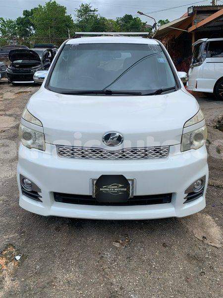 Big with watermark toyota voxy portland port antonio 5768