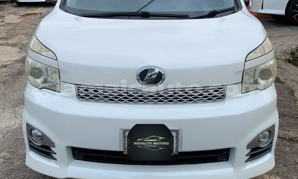 Buy Used Toyota Voxy White Car in Port Antonio in Portland