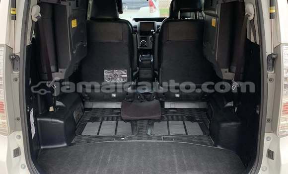 Buy Used Toyota Voxy White Car in Port Antonio in Portland Buy Used Toyota Voxy White Car in Port Antonio in Portland
