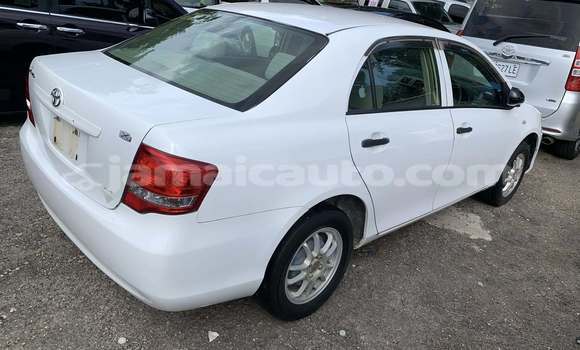 Buy Used Toyota Axio White Car in May Pen in Clarendon Buy Used Toyota Axio White Car in May Pen in Clarendon