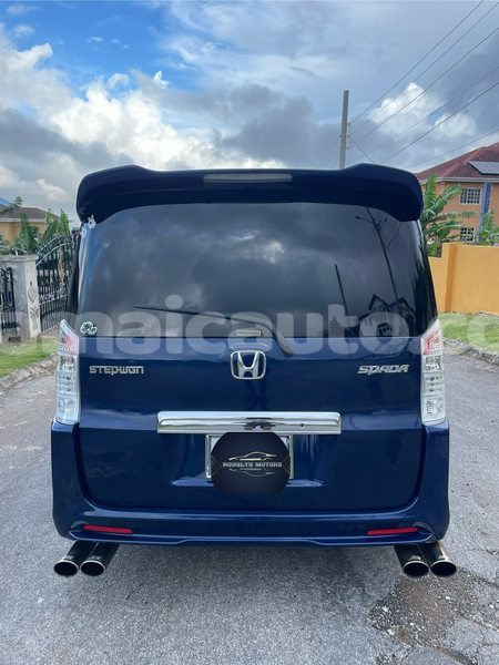 Big with watermark honda stepwgn clarendon may pen 5772