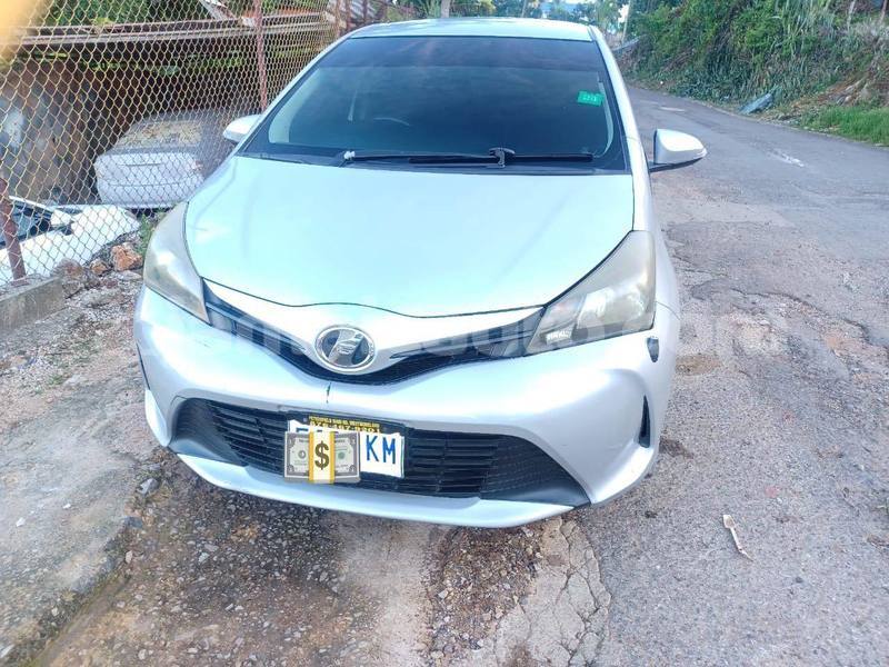 Big with watermark toyota vitz clarendon may pen 5780