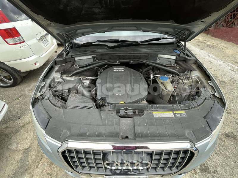 Big with watermark audi q5 clarendon may pen 5781