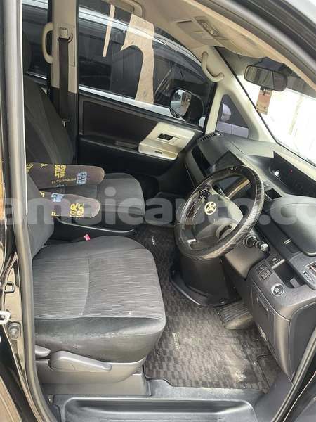 Big with watermark toyota noah manchester mandeville 5783