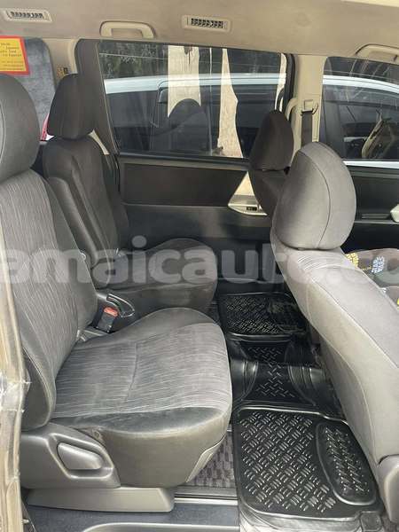 Big with watermark toyota noah manchester mandeville 5783
