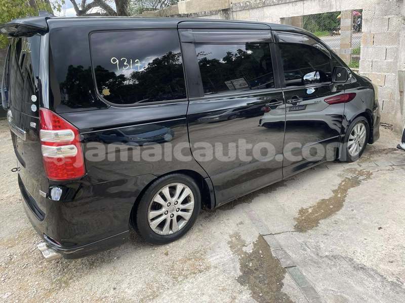 Big with watermark toyota noah manchester mandeville 5783