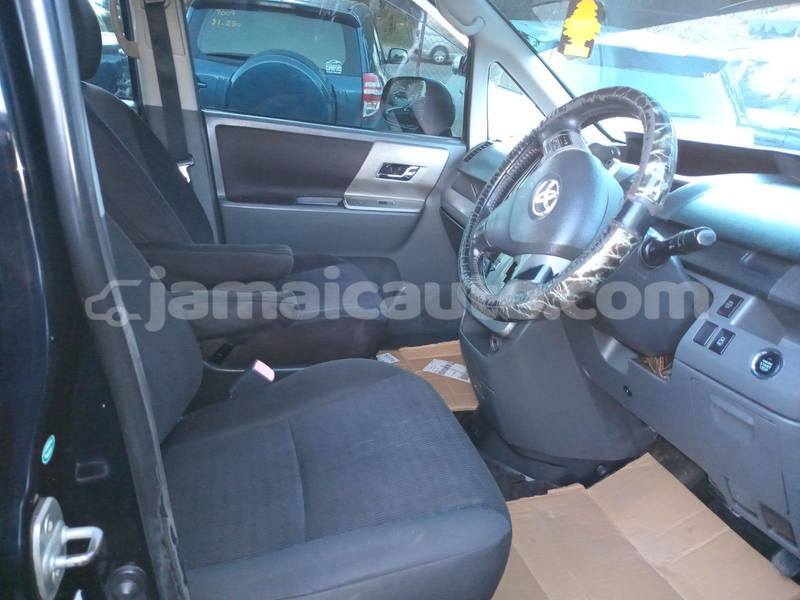 Big with watermark toyota voxy manchester mandeville 5786