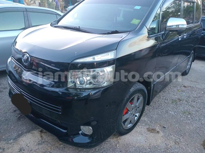 Big with watermark toyota voxy manchester mandeville 5786