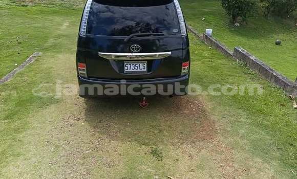 Buy Used Toyota Sienta Other Car in Lucea in Hanover